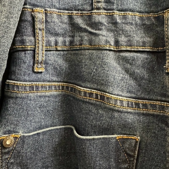 Long sleeve off the shoulder denim romper - Picture 4 of 8